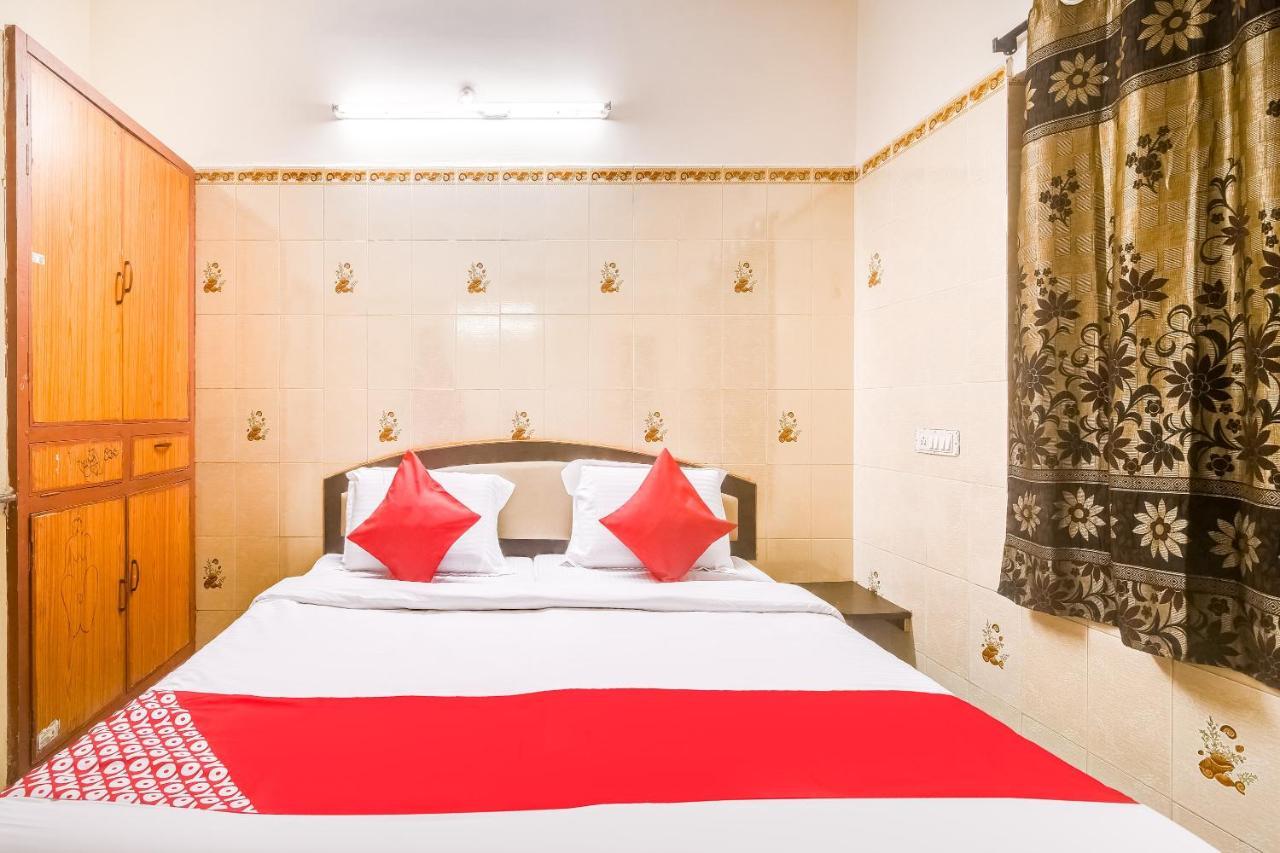 Spot On 63027 Slv Residency Otel Tirupati Dış mekan fotoğraf