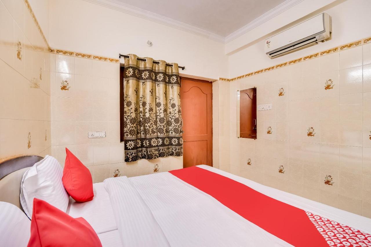 Spot On 63027 Slv Residency Otel Tirupati Dış mekan fotoğraf